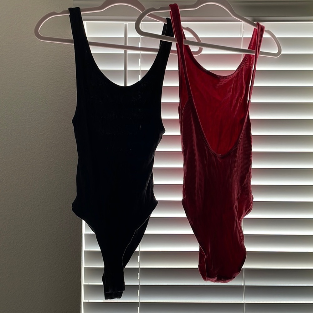 Sleeveless bodysuit